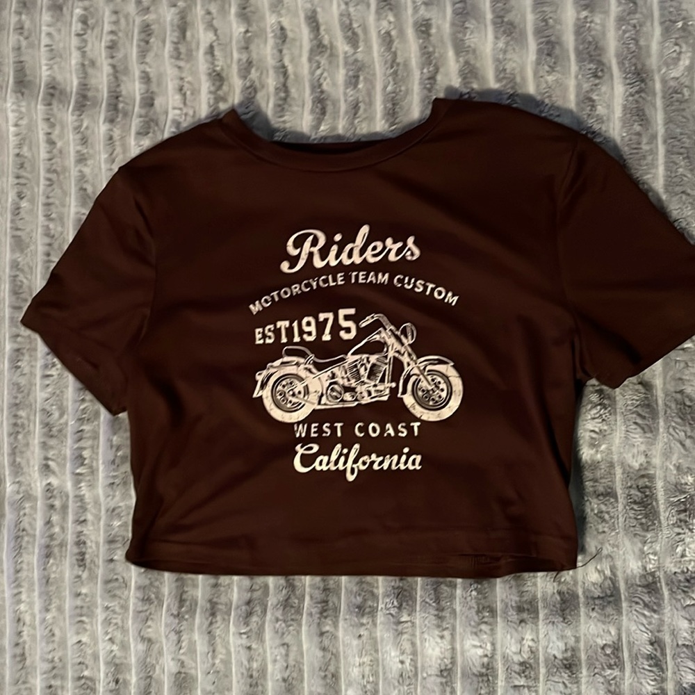 cute brown grapic crop top